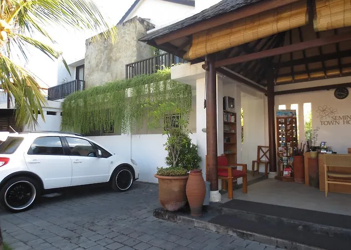 Townhouse 3*