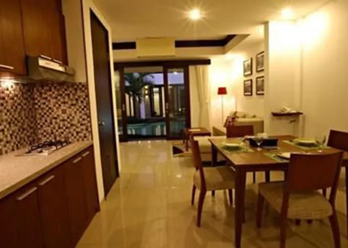 Townhouse 3*