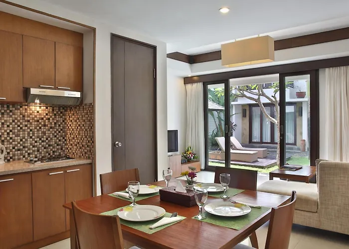 Townhouse 3* Seminyak (Bali)